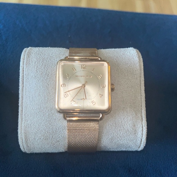 Michael Kors watch - Picture 5 of 6